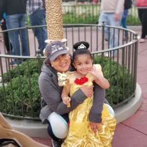 Meet your Posher, Desiree